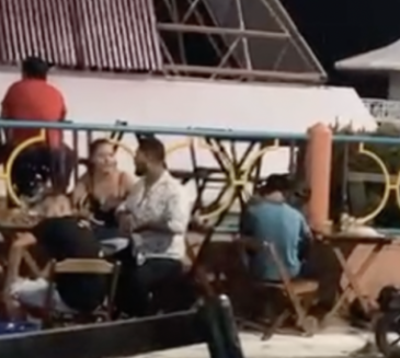 Fazendo sexo escondido do marido porno Video porno amador de guei