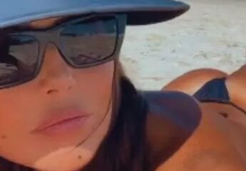 Com biquíni bem pequenininho, Deborah Secco exibe corpão na praia – FA  NOTÍCIAS | Notícias de São Mateus e região