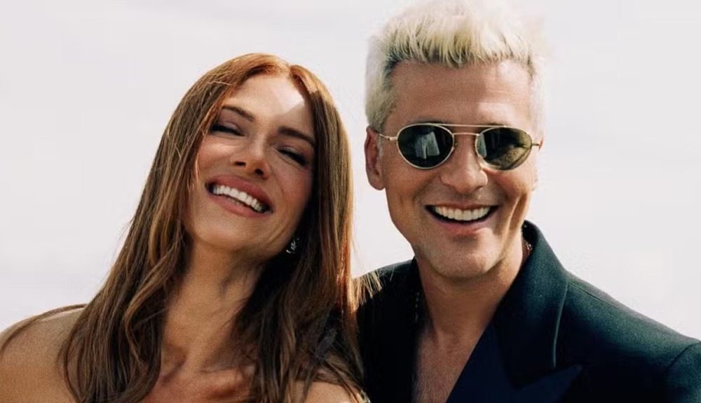 Giovanna Ewbank e Bruno Gagliasso renovam votos em cerimônia emocionante