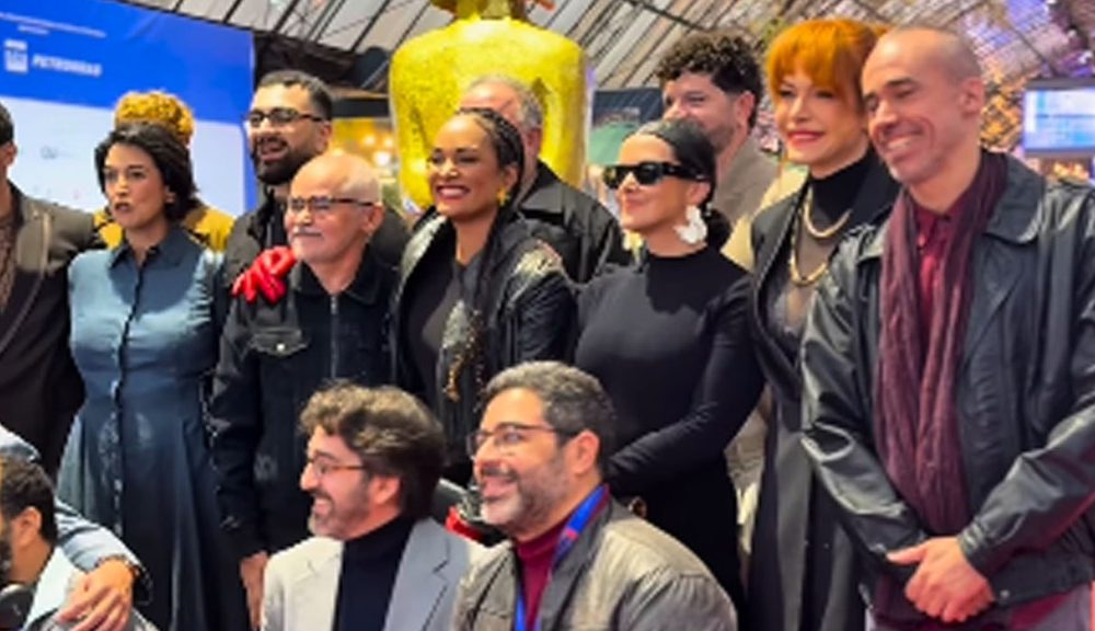 ‘Papagaios’ estreia no Festival de Gramado explorando os limites da visibilidade